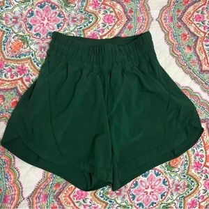 Lululemon track that short